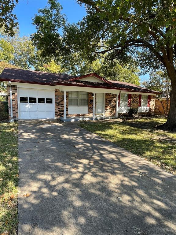 4926 Pinehurst Drive, Garland