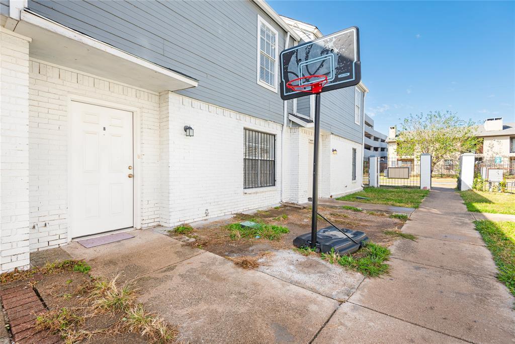 4618 San Jacinto Street B, Dallas