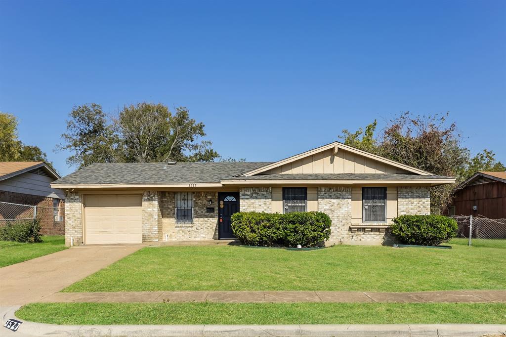 3527 Pebbleshores Drive, Dallas