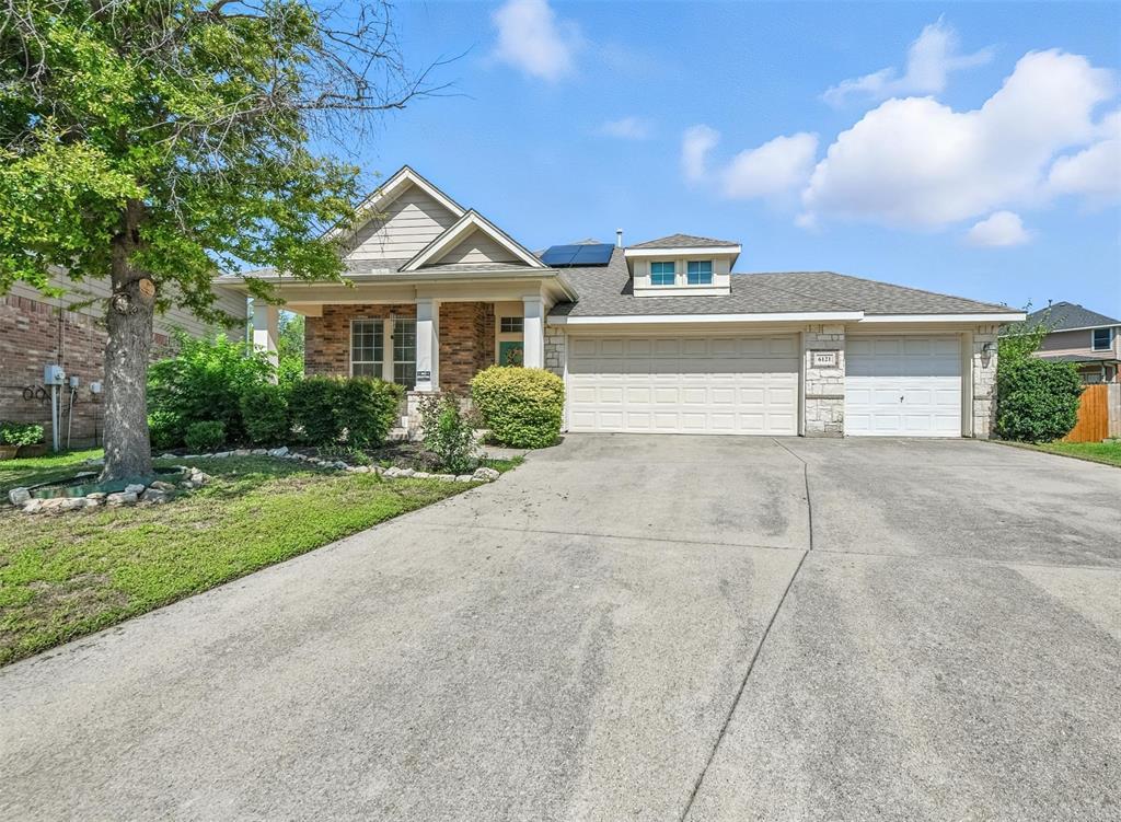 6121 Paddlefish Drive, Fort Worth