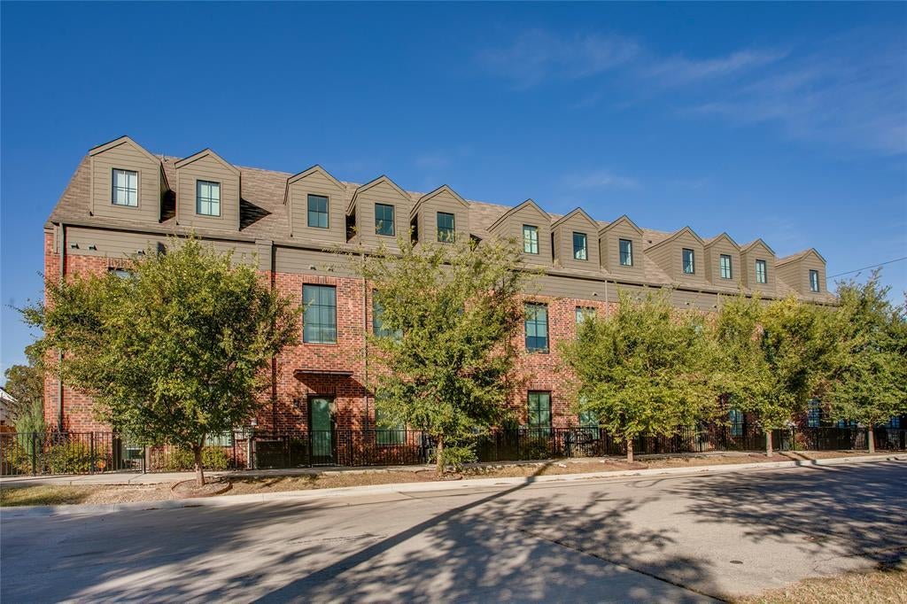 112 E Oscar Drive, Dallas