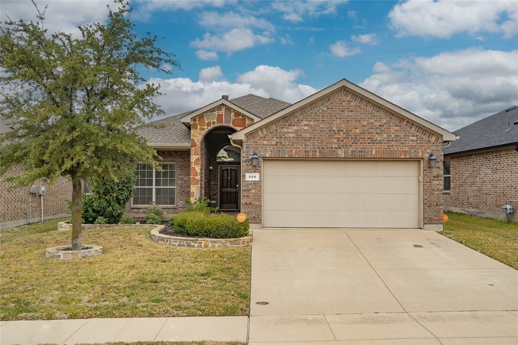 649 Cattlemans Way, Fort Worth
