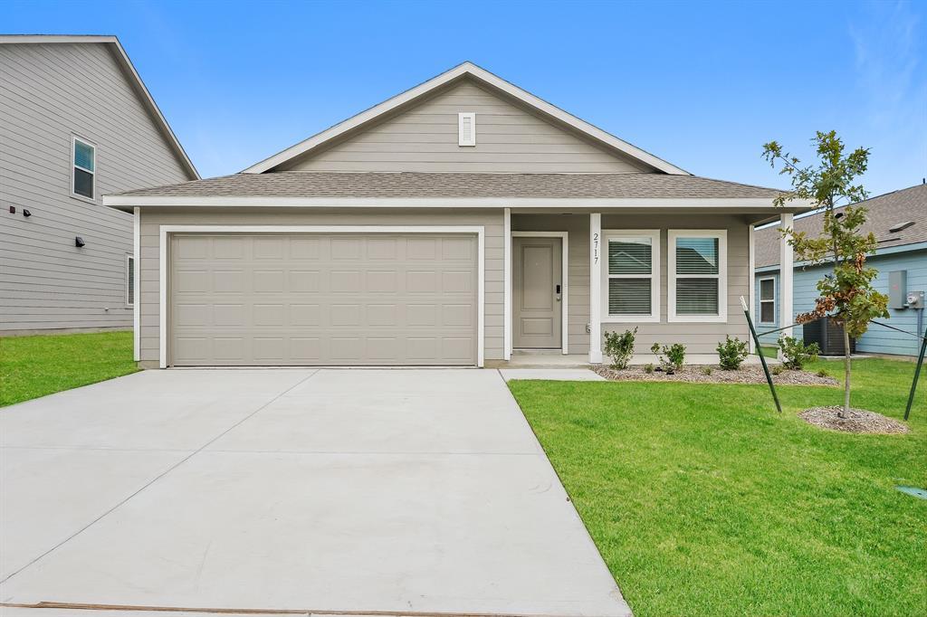 2717 Mistwood, Fort Worth