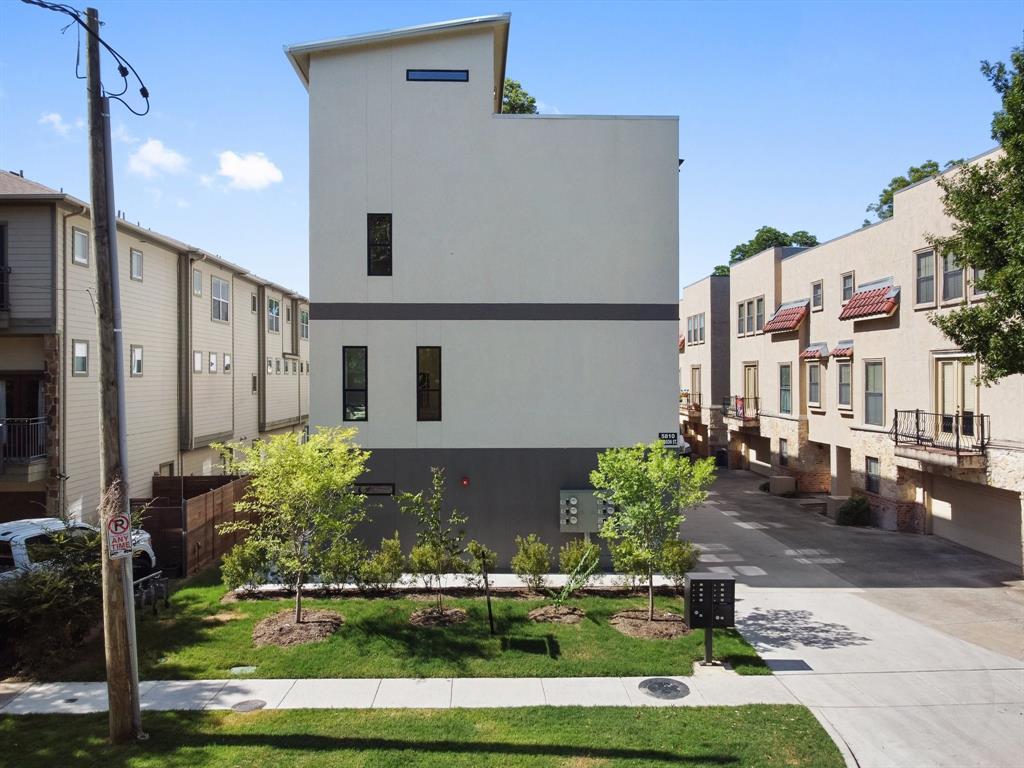 5810 Hudson Street 105, Dallas