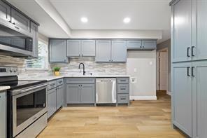 104 Shoreline Drive, Azle