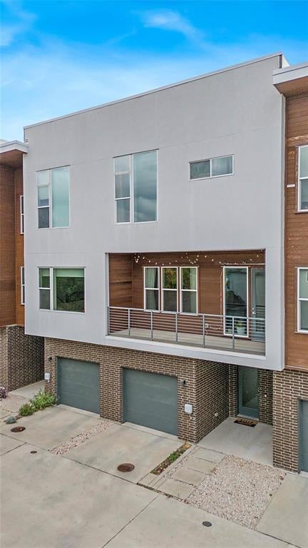 9060 Corsair Place, Dallas