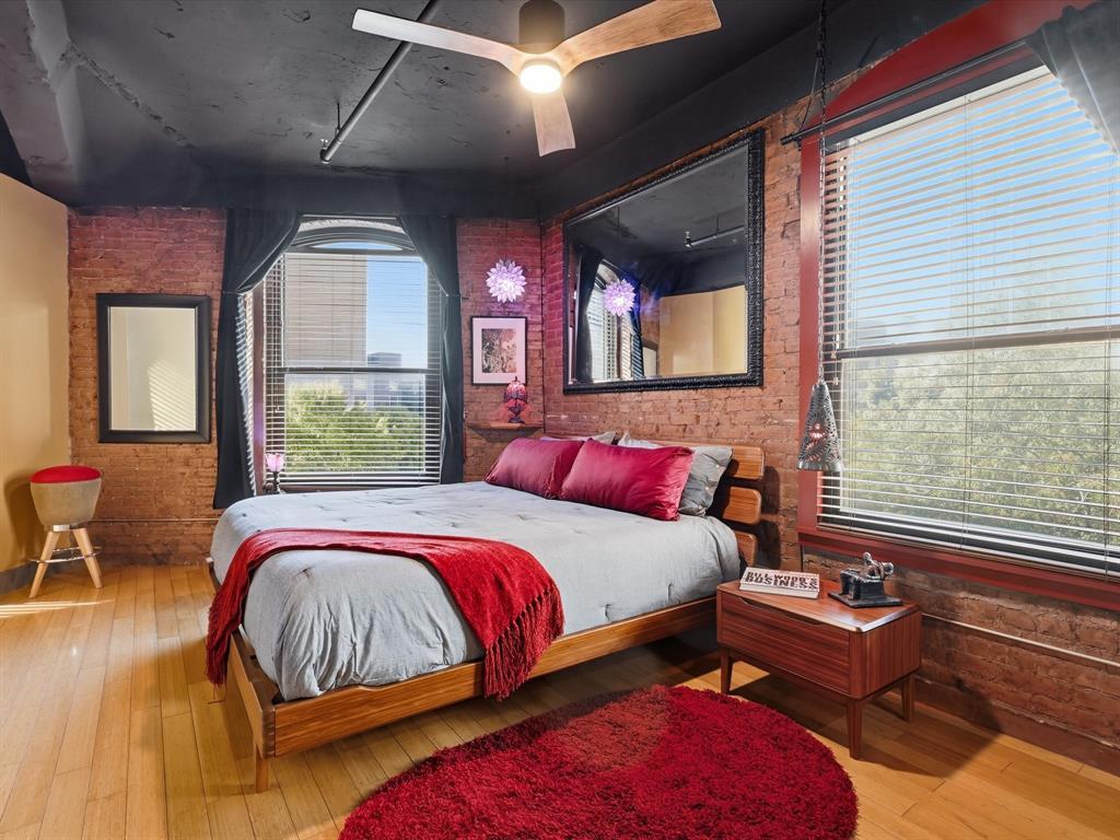 910 Houston Street 305, Fort Worth