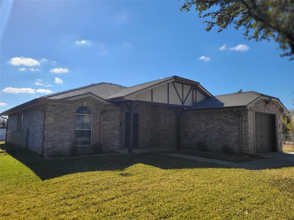 3006 Ruidosa Avenue, Dallas