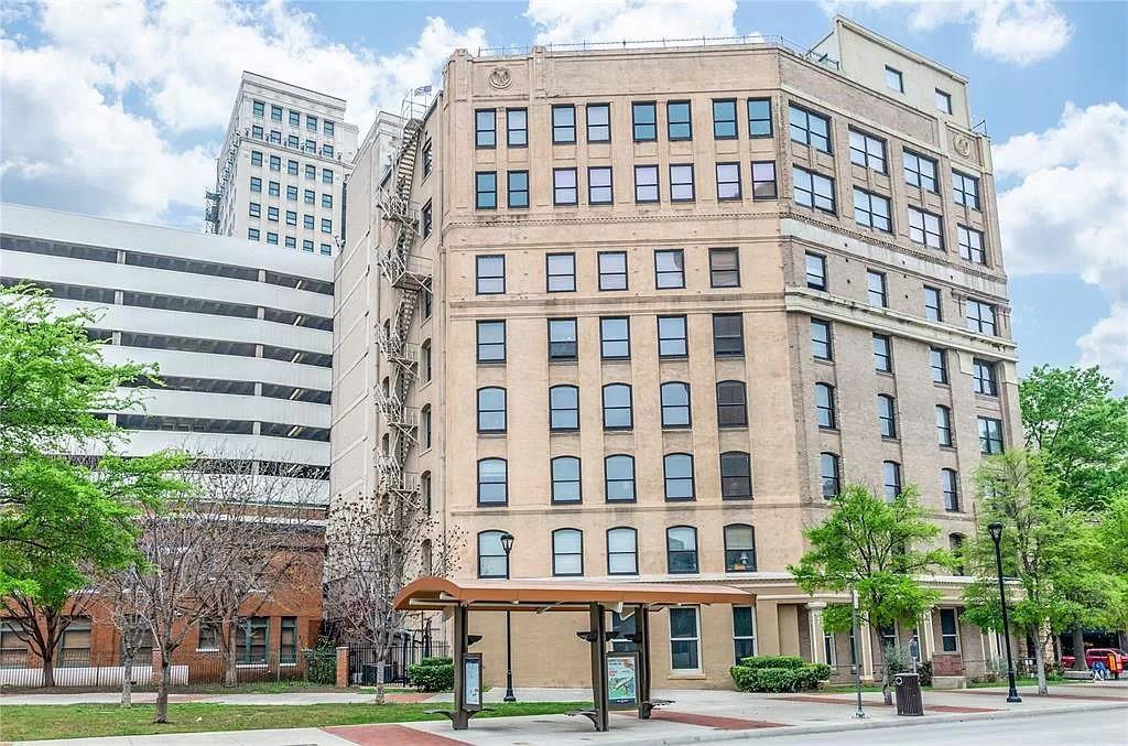910 Houston Street 604, Fort Worth