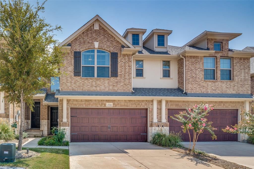 2724 N Splendor Drive, Little Elm