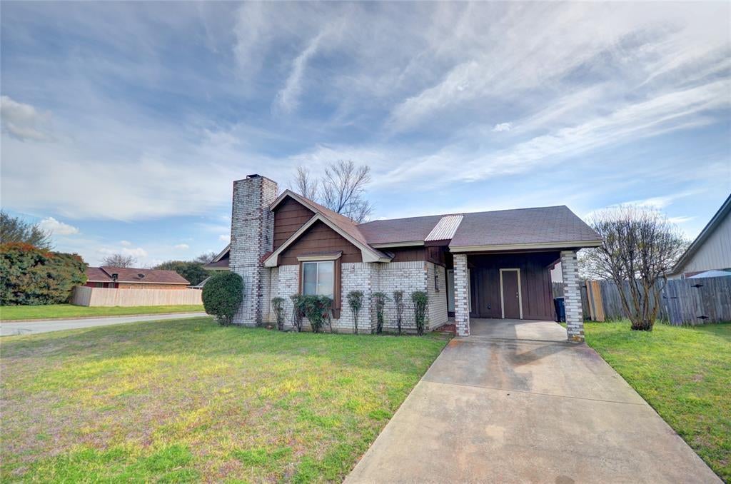 4644 Wineberry Drive, Fort Worth