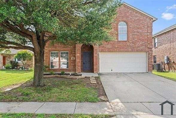 10449 Hideaway Trail, Fort Worth