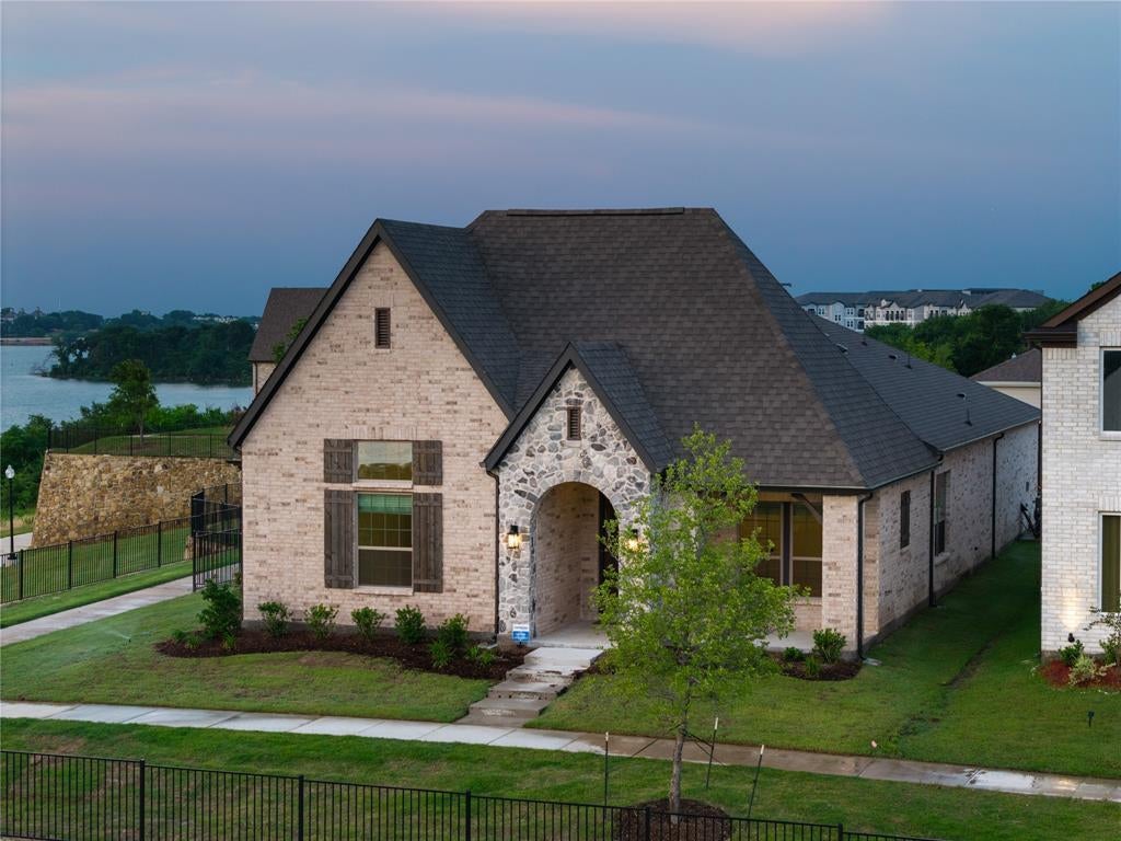 2300 Fairwater Mews, Rowlett