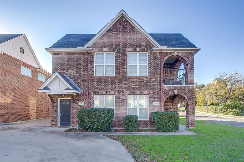 2700 Mccart Avenue, Fort Worth
