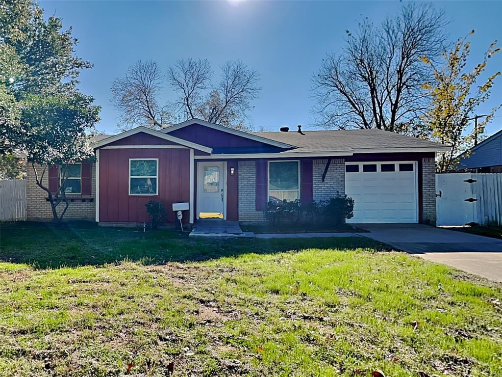 1101 Johns Drive, Euless