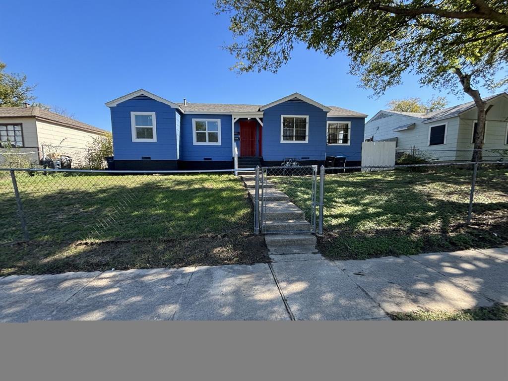 2645 Canberra Court, Fort Worth