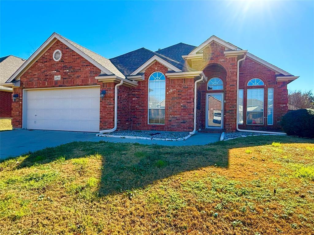 2712 Flint Rock Drive, Fort Worth