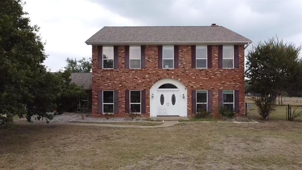 105 Country Green Court, Weatherford