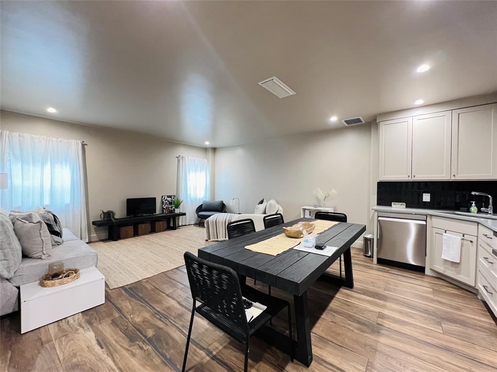 6211 W Northwest Highway G224, Dallas