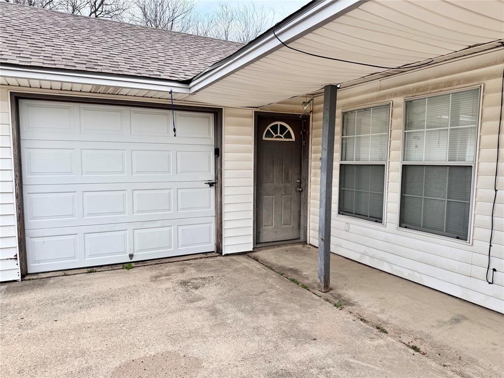 13116 White Settlement Road B, Fort Worth