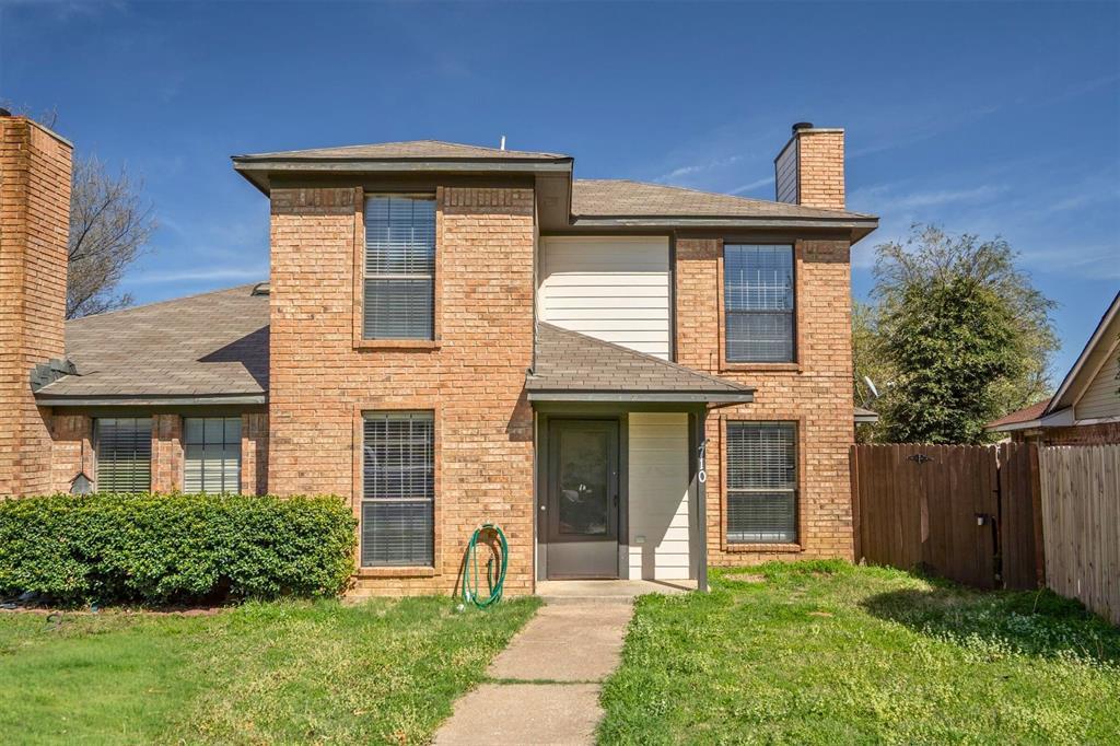 710 Peach Court, Grapevine