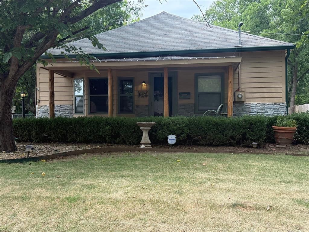 643 E South Street, Whitesboro