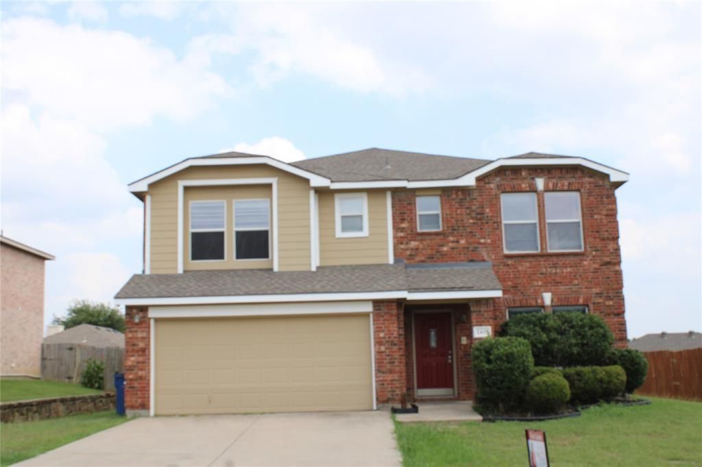 2435 Castle Pines Drive, Burleson