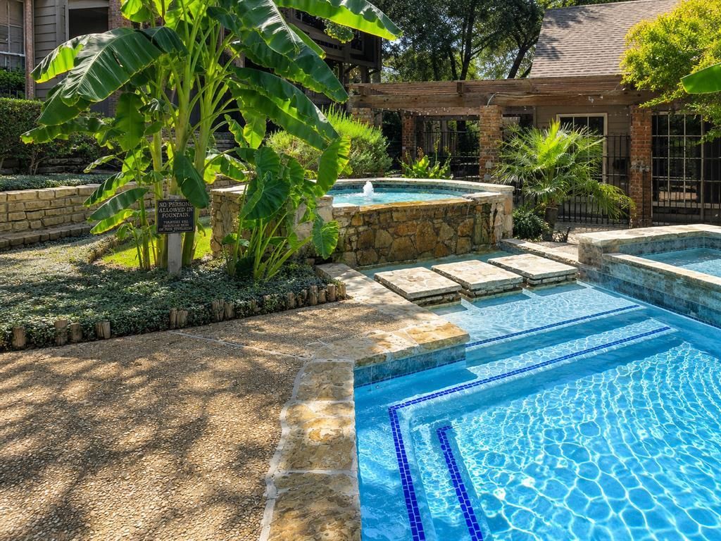 9801 Royal Lane 208, Dallas