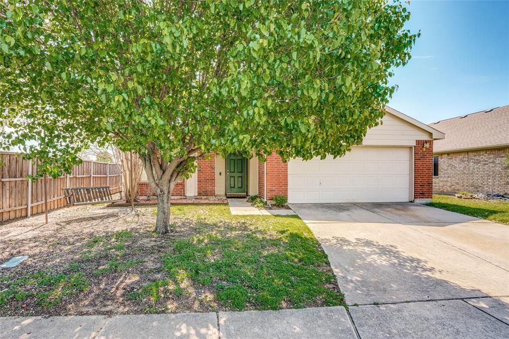 821 Oak Hollow Lane, Anna