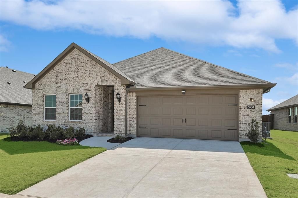 509 Amenduni Lane, Anna