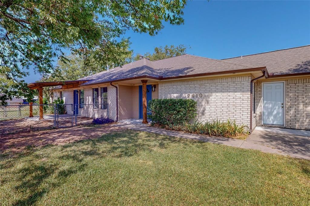 7610 Highway 34, Scurry