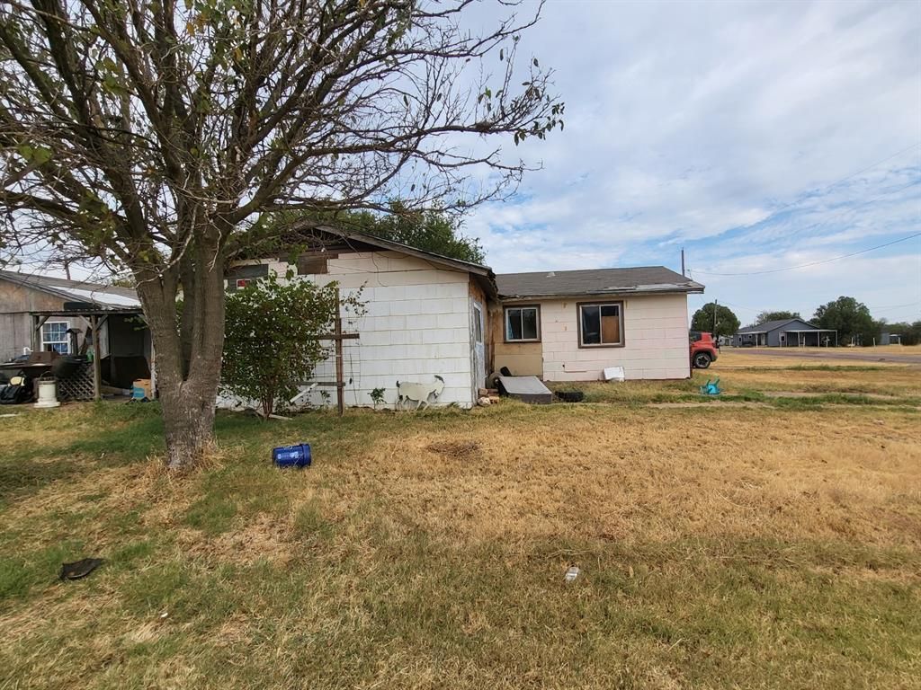501 N Lincoln Avenue, Electra