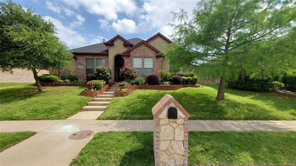 1125 Northwood Lane, Royse City