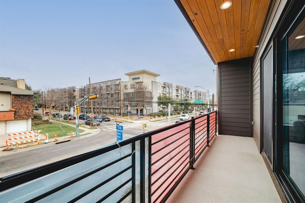 3053 Wycliff Avenue 204, Dallas