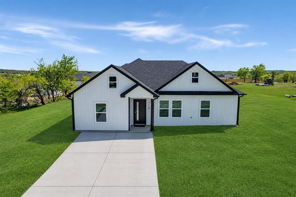 120 Brookview Drive, Bridgeport
