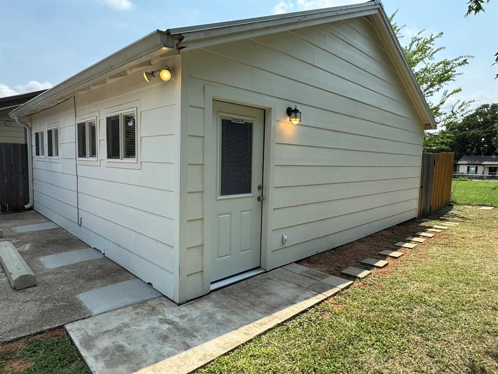 320 W 6th Street, Weatherford