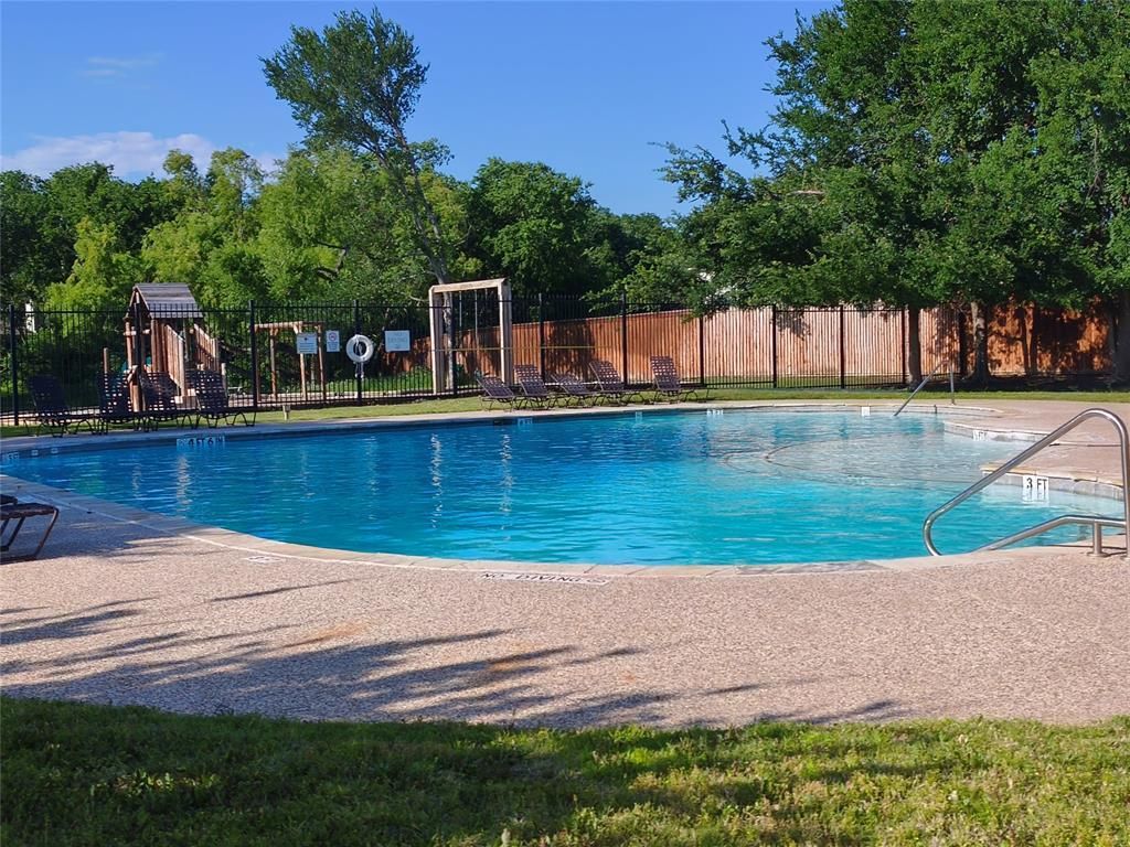 406 Stanley Falls Drive, Anna