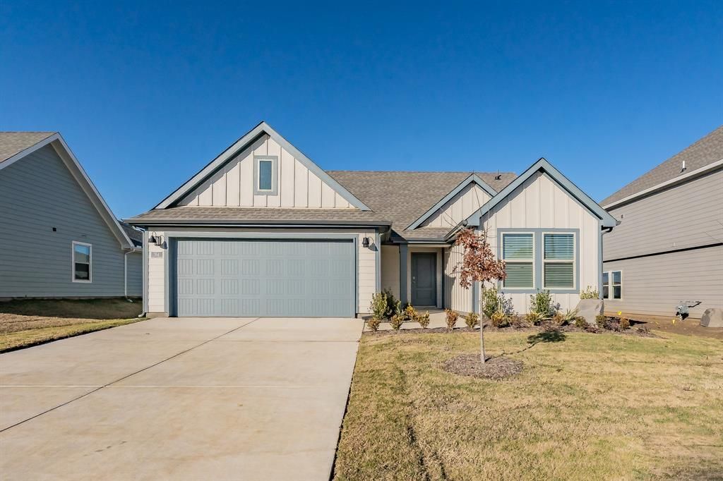 764 Primrose Lane, Pilot Point