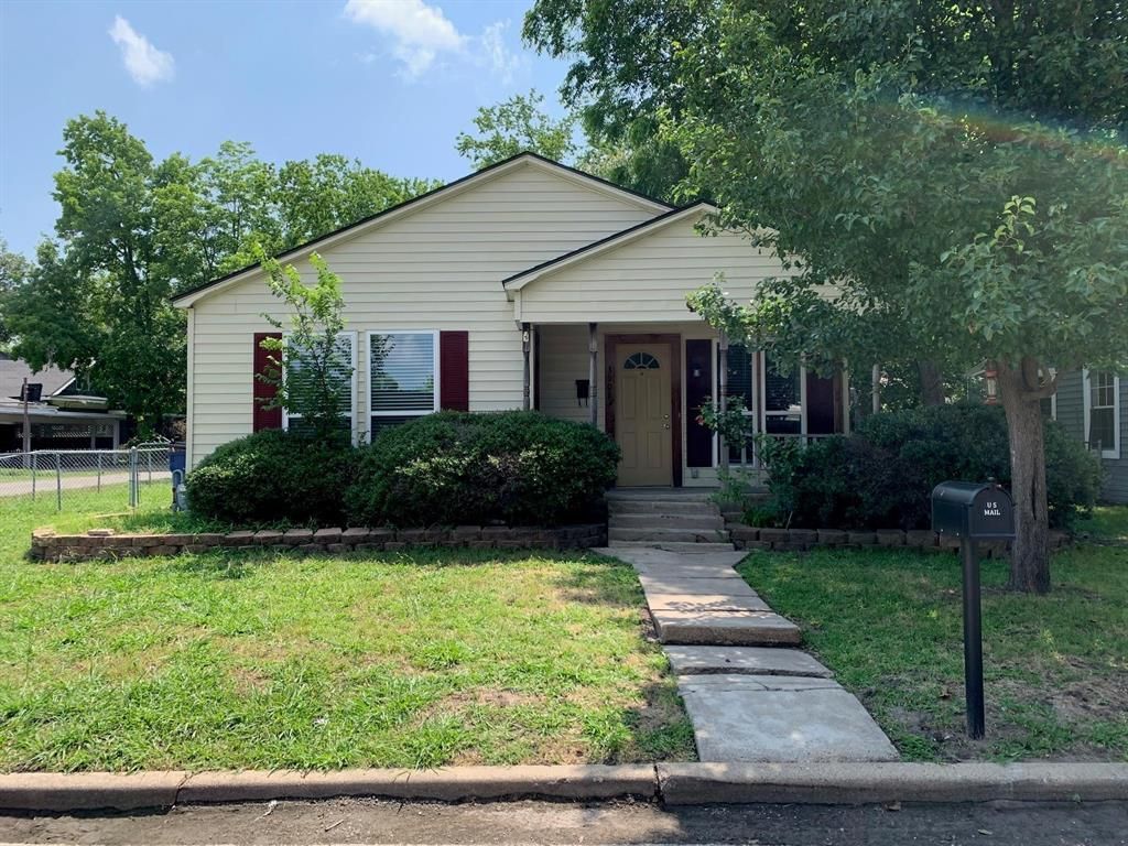3901 Bois D Arc Street, Greenville
