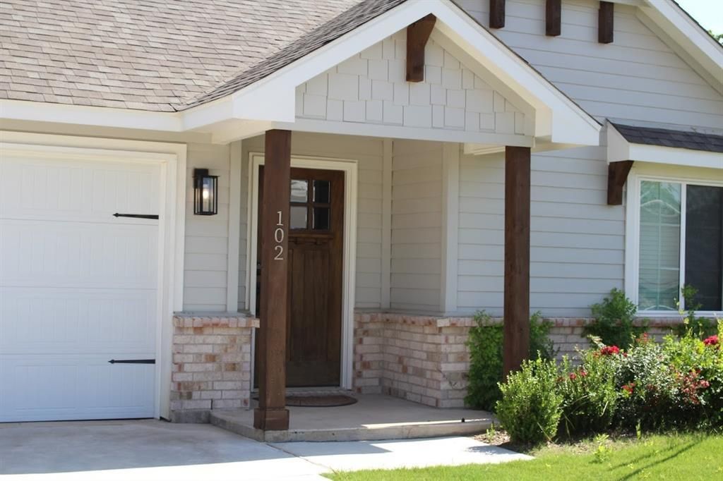 102 Walnut Street, Whitesboro