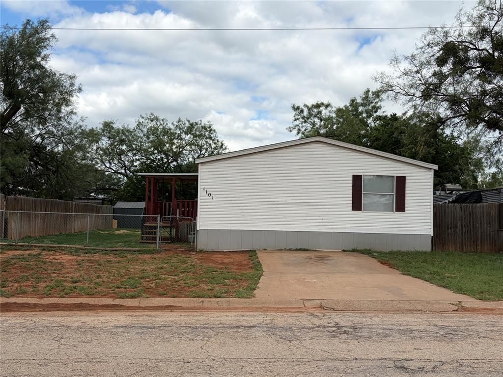 1101 Plaza Street, Abilene