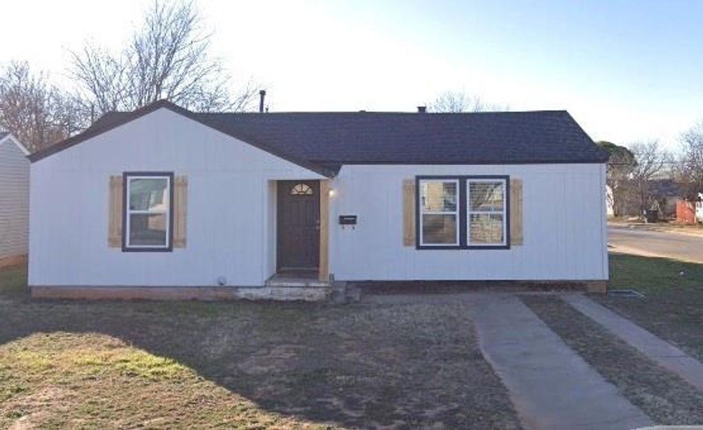 1482 Burger Street, Abilene
