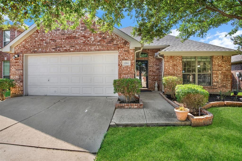 2744 Cascade Cove Drive, Little Elm