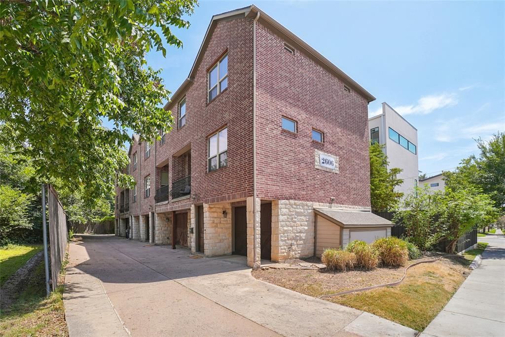 2606 N Henderson Avenue A, Dallas