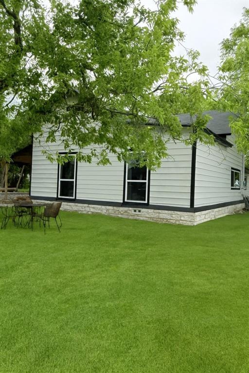 307 W Trunk Street, Crandall