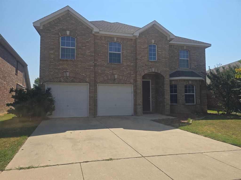 5513 Grenada Drive, Fort Worth