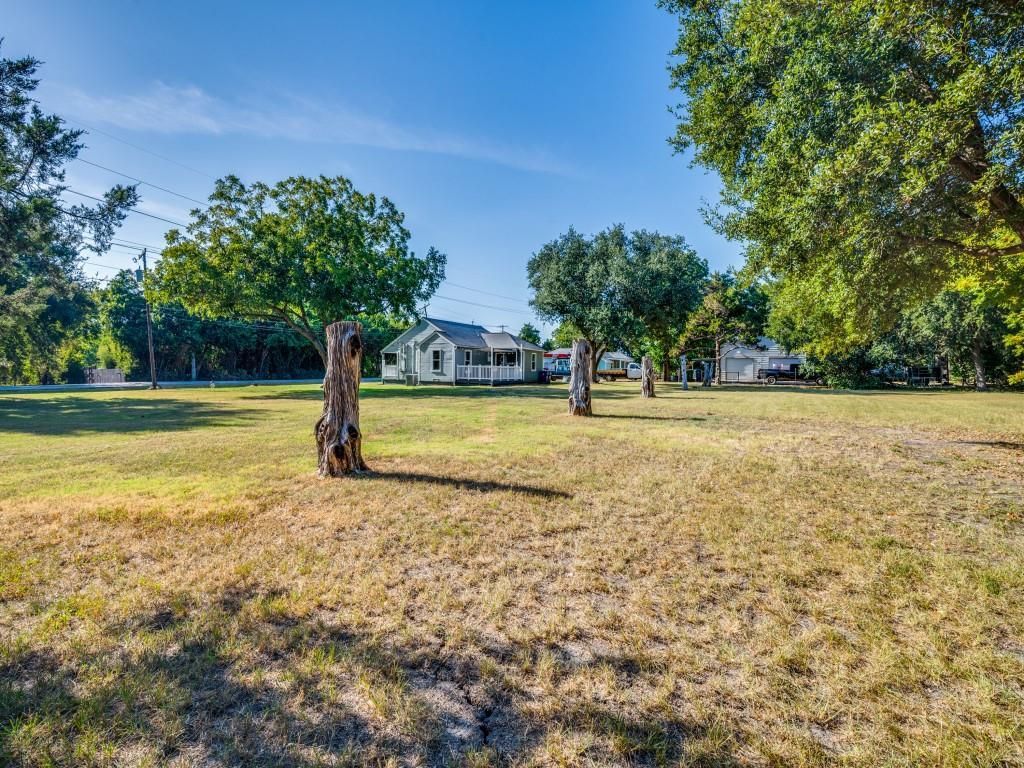 5610 Lyons Road, Garland