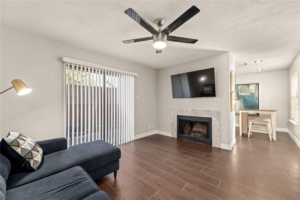 4748 Old Bent Tree Lane 1007, Dallas