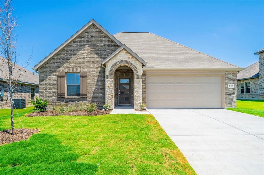 540 Brook View Drive, Van Alstyne