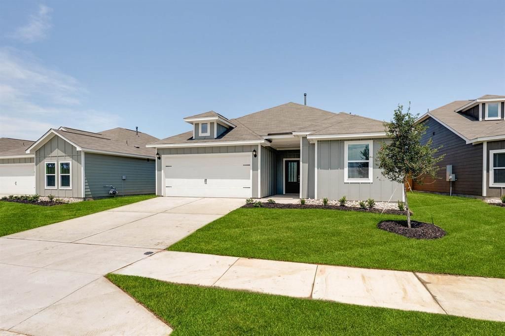 1305 Helca Drive, Fort Worth